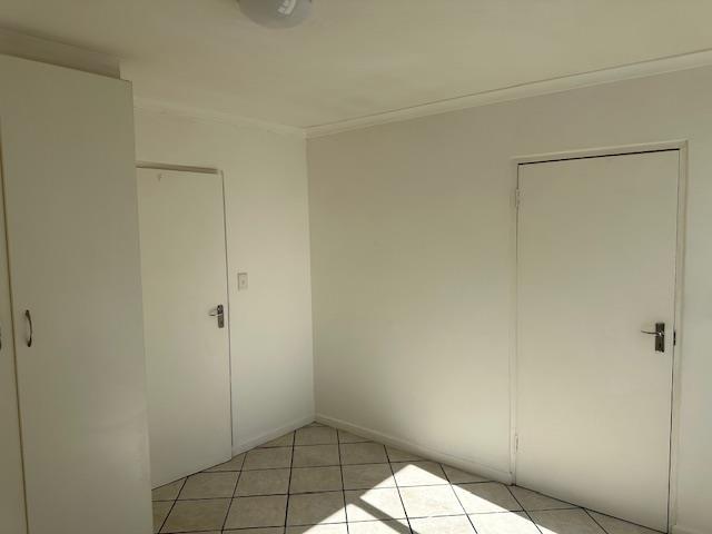 To Let 1 Bedroom Property for Rent in Casablanca Western Cape
